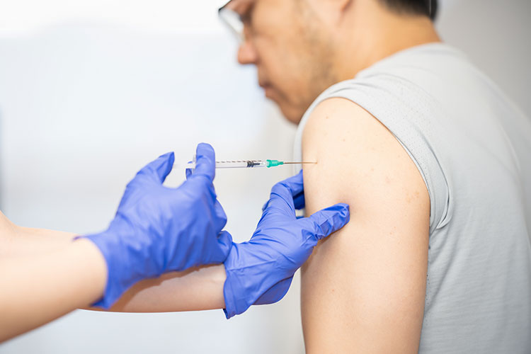 大人の予防接種イメージ画像